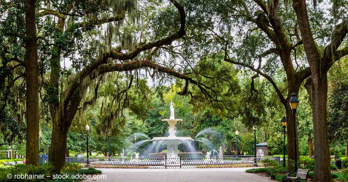 Forsyth Park Fountain, Savannah, GA And Its History